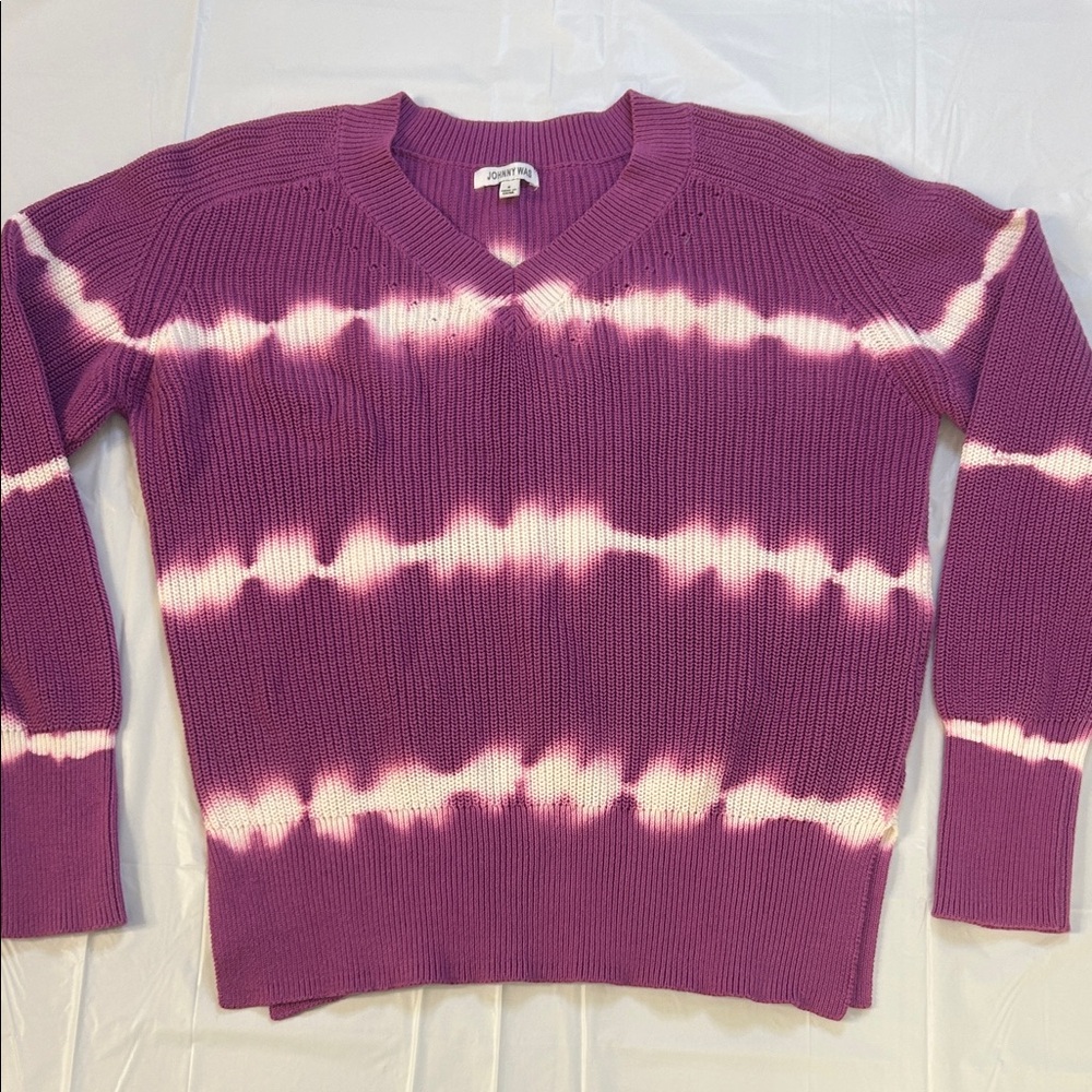 Johnny Was cotton v neck purple and white size s